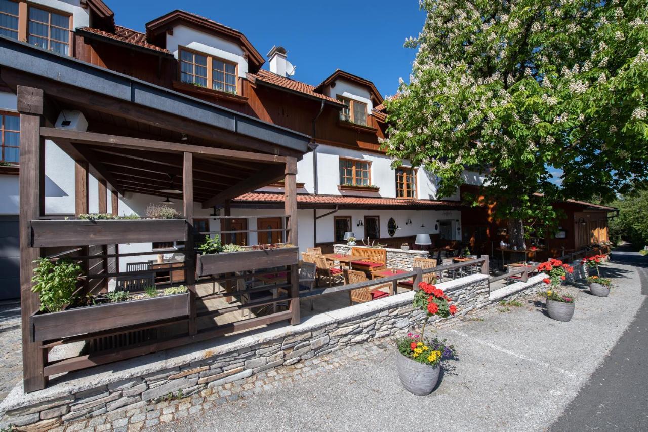 Zum Fally - Landgasthof Kirchberg am Wechsel Esterno foto