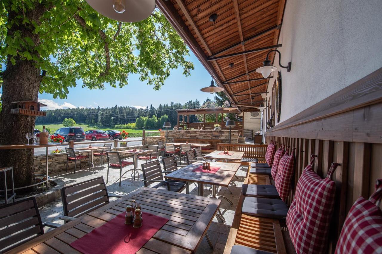 Zum Fally - Landgasthof Kirchberg am Wechsel Esterno foto